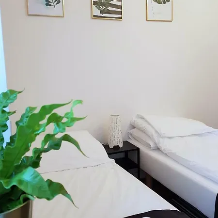 Metro Targowek Apartment Warschau